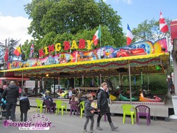 Paris-Foire-du-Trone-2012-126
