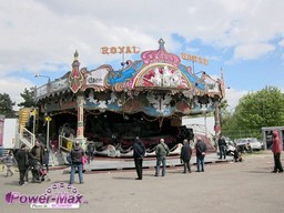 Paris-Foire-du-Trone-2012-139
