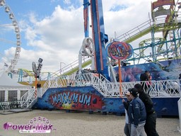 Paris-Foire-du-Trone-2012-140