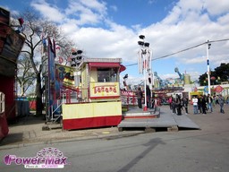 Paris-Foire-du-Trone-2012-145