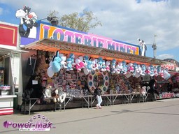 Paris-Foire-du-Trone-2012-154