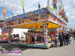 Paris-Foire-du-Trone-2012-160