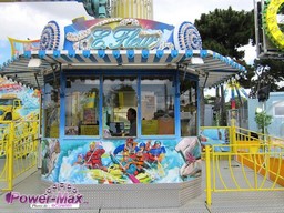 Paris-Foire-du-Trone-2012-181
