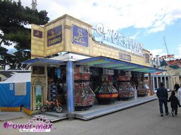 Paris-Foire-du-Trone-2012-182