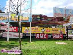 Paris-Foire-du-Trone-2012-33
