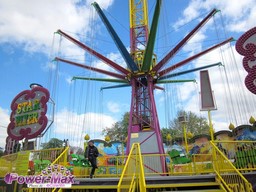 Paris-Foire-du-Trone-2012-39