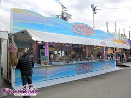 Paris-Foire-du-Trone-2012-42