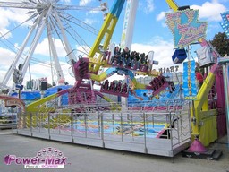 Paris-Foire-du-Trone-2012-59