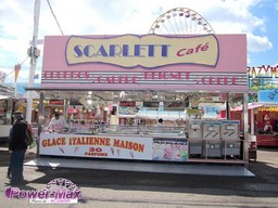 Paris-Foire-du-Trone-2012-65