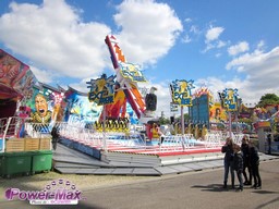 Paris-Foire-du-Trone-2012-67