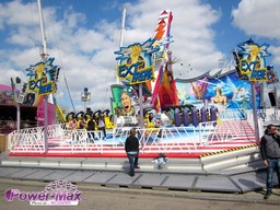 Paris-Foire-du-Trone-2012-71