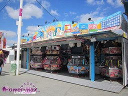 Paris-Foire-du-Trone-2012-96