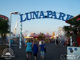 La-Palmyre-Luna-Park-2013-4