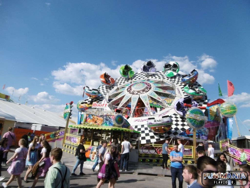 Stuttgart-fruhlingsfest-all-2016-39